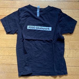 cool sz 8 black cotton short sleeve tshirt 50/50 skatepark Staten Island NYC